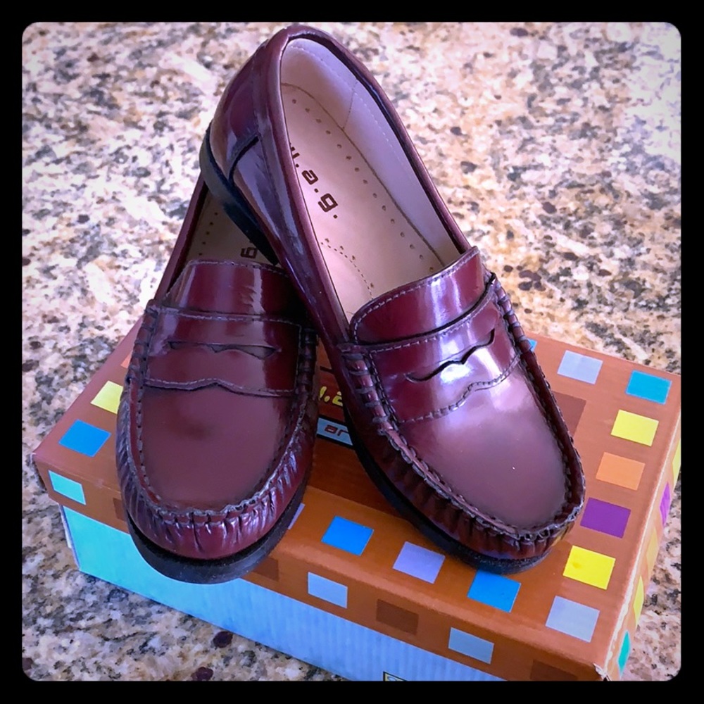 W.A.G. Boys Penney Loafers Dress Shoes NEW in box